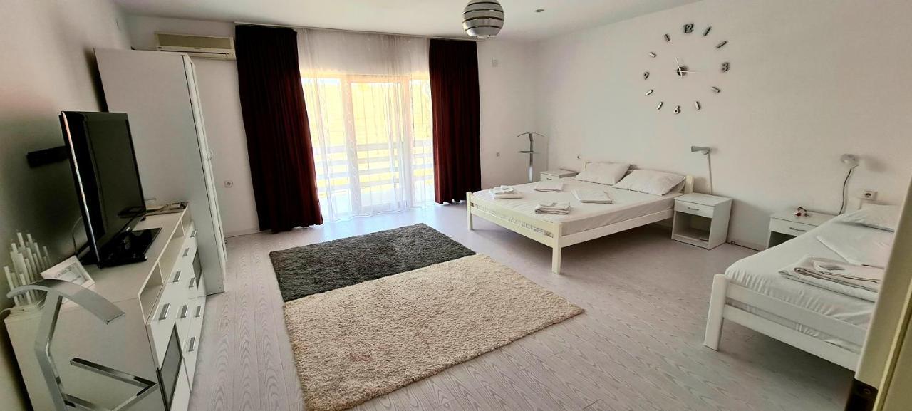 Hotel Casa Mio à Moldova Noua Chambre photo
