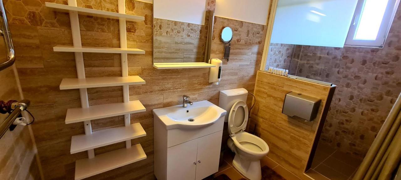 Hotel Casa Mio à Moldova Noua Chambre photo