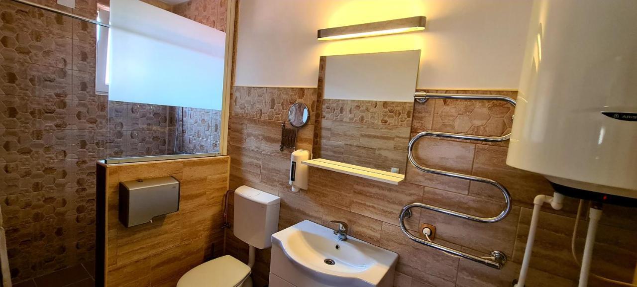 Hotel Casa Mio à Moldova Noua Extérieur photo