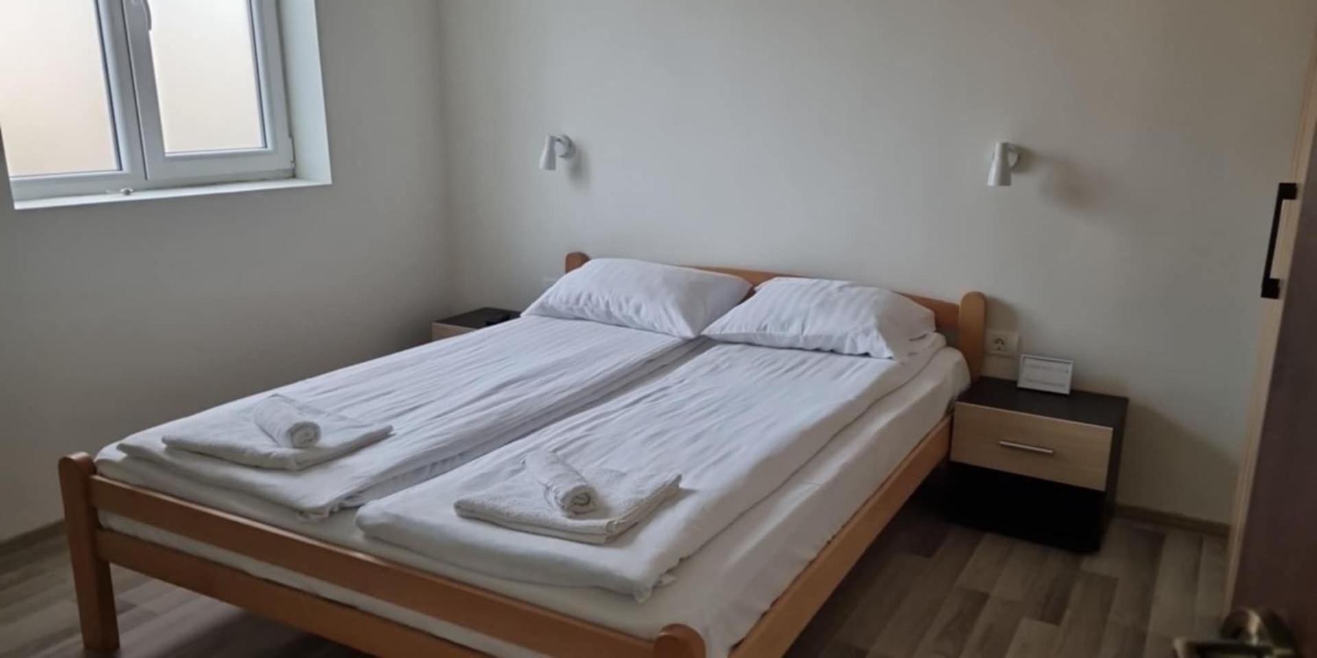 Hotel Casa Mio à Moldova Noua Extérieur photo