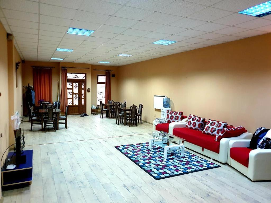 Hotel Casa Mio à Moldova Noua Extérieur photo